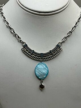 Vintage Boho Silver Tone Statement Necklace Blue Mother of Pearl Pendant Bib